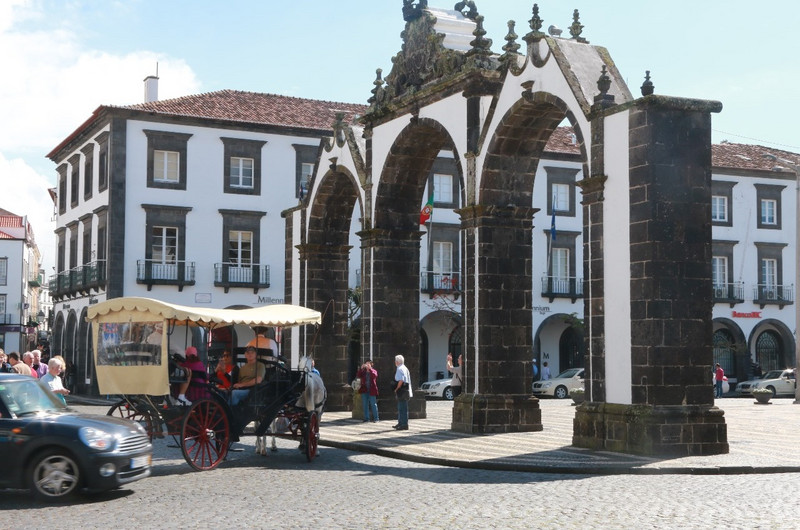 Town gate square (I just made that name up!!)
