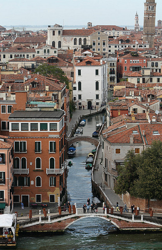 More canals in Venice!