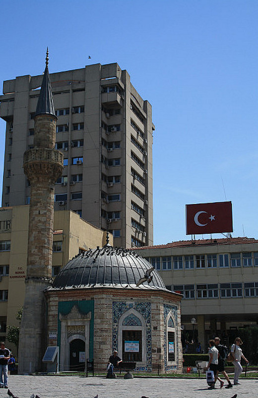 Konak Camii, Izmir