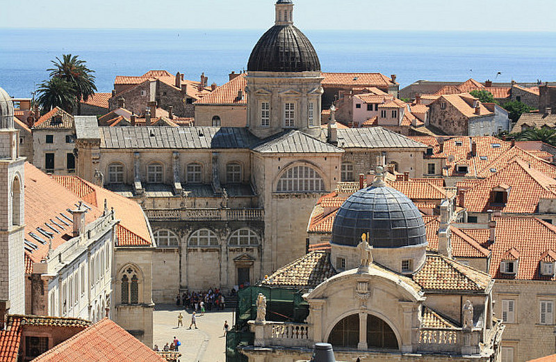 Dubrovnik&#39;s catherdral - view from the wall