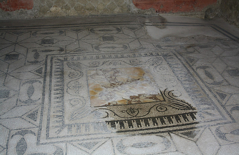 Intricate mosaic designs in Herculaneum