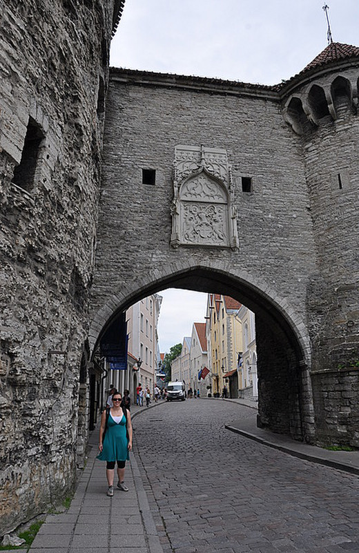 Nat Gate to Tallinn