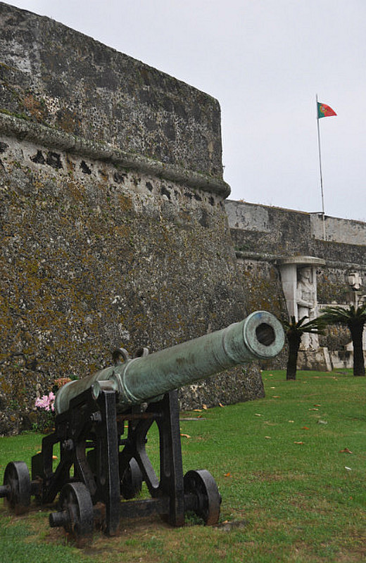 Fort of S&atilde;o Br&aacute;s