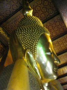 Reclining Buddha at Wat Pho 2