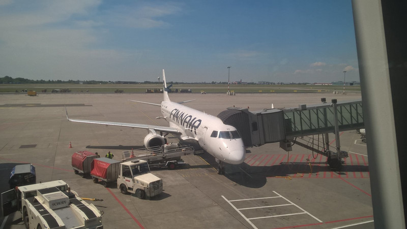 E190 Regional Jet from Warsaw to Helsinki