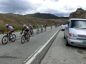 Lunchtime for the peloton