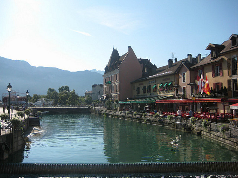 Looking out to the lake, from old town Annecy