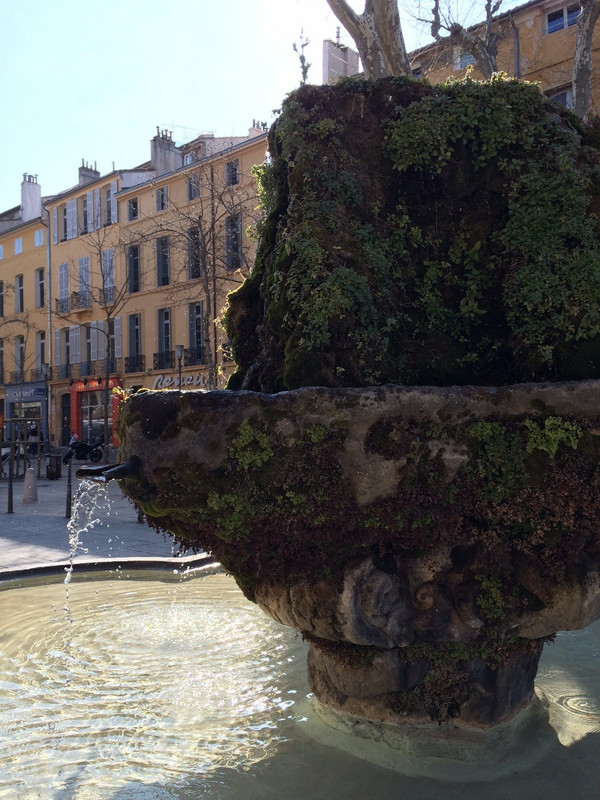 Fountain on the Cours Mirabeau