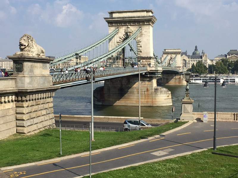Chain Bridge (Szechenyi Lanchid), Budapest