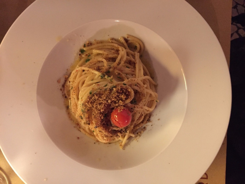 Spaghetti with olive oil and chili peppers