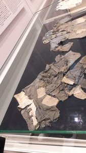 Hiroshima Muzeum dragged clothes