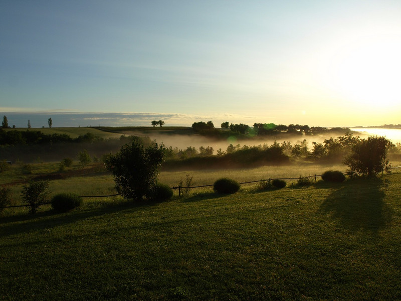 Early morning mist at Camping La Brouquere