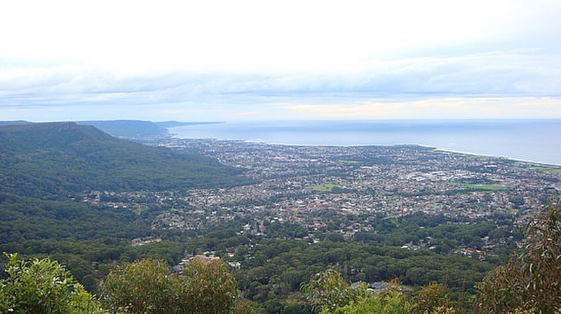 Mount Keira Lookout Looking North