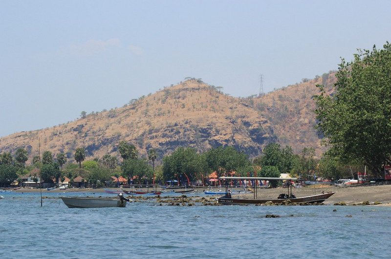 Permuteran Beach