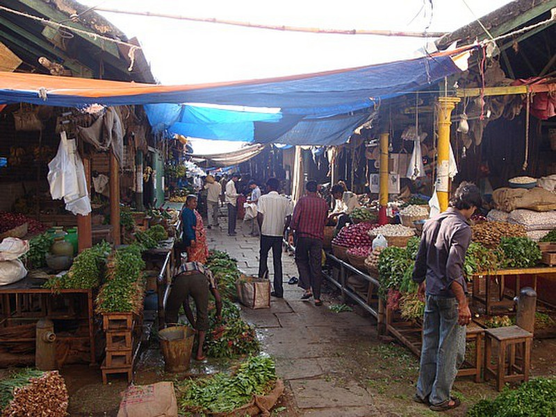 Devaraja Fruit and Vegetable Market