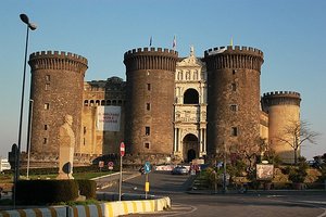  Castel Nuovo