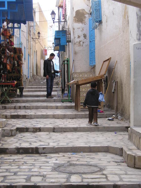 The narrow streets of Medina