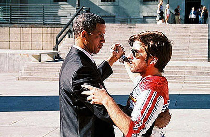  from Mart&iacute;n Sastre&#39;s 6min film &quot;Tango with Obama&quot;