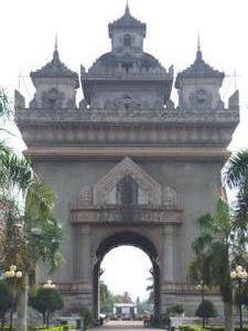 Arc de Triumph - Vetiene, Laos