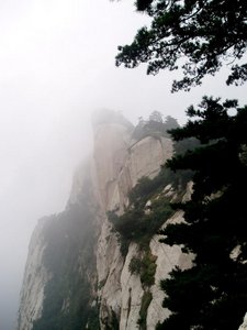 Hua Shan&#39;s Craggy Peaks