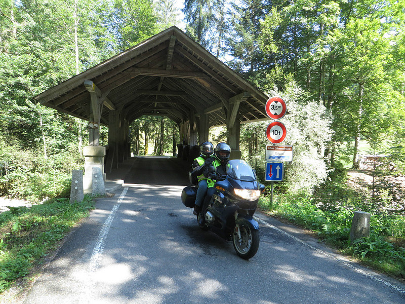 Covered bridge on the road to Gurnigel