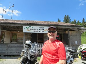 A lunch stop at Glaudenberg Pass