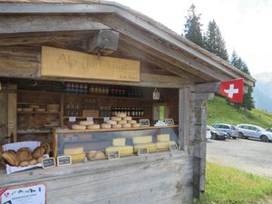 Cheese stand at top of the pass
