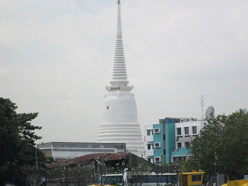 Wat Prayoon on the riverside ...