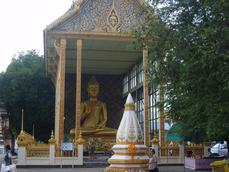 Buddha in Mukdahan temple