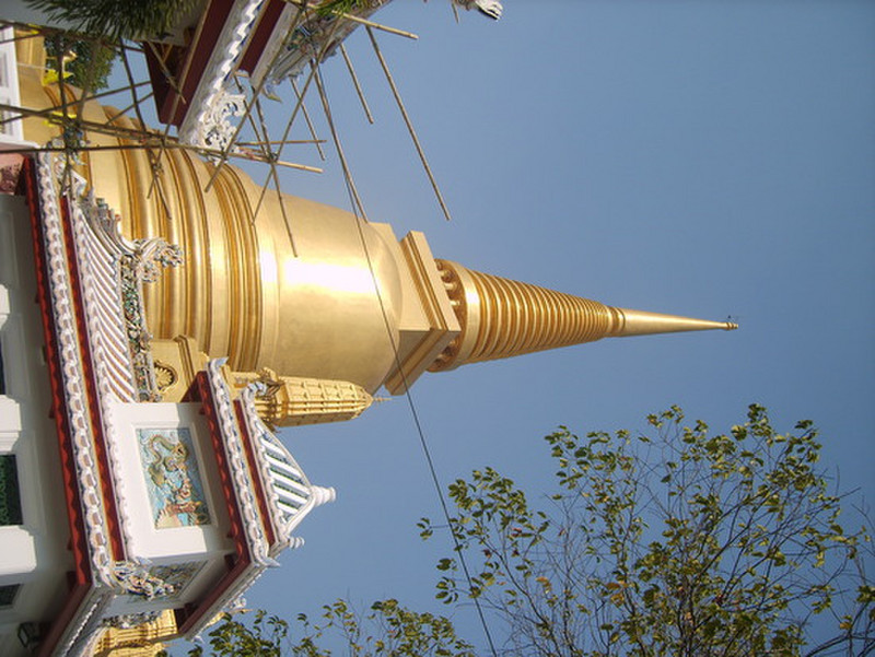 Wat Bowonniwetviharn, Banglamphu