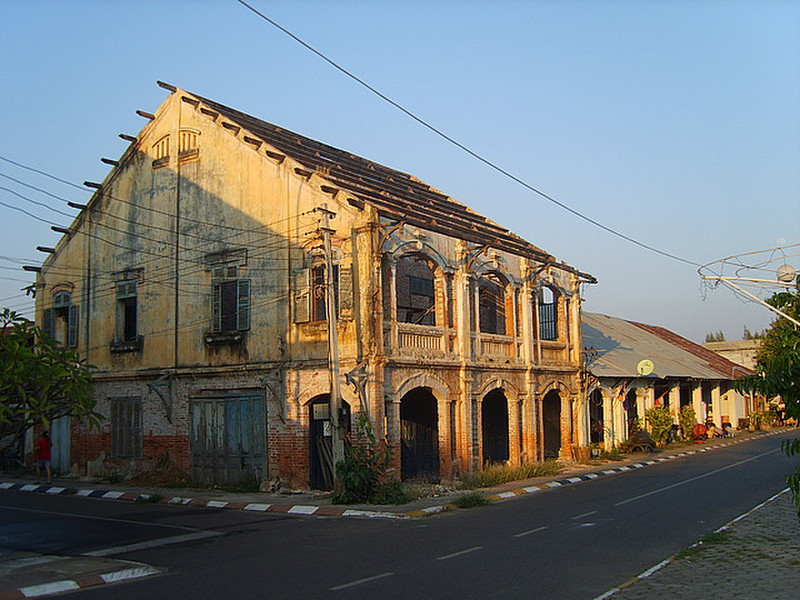 Old colonial house near market, Tha Khaek