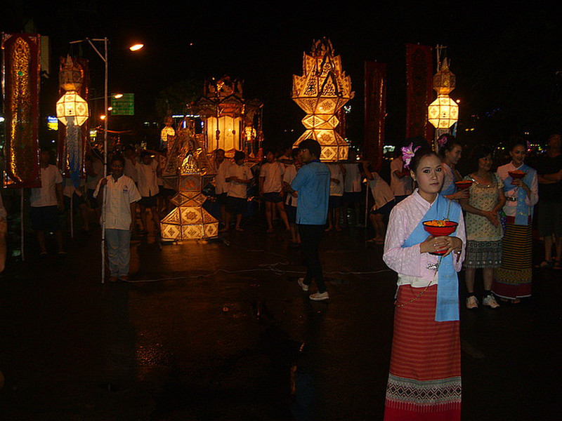 Loy Krathong parade