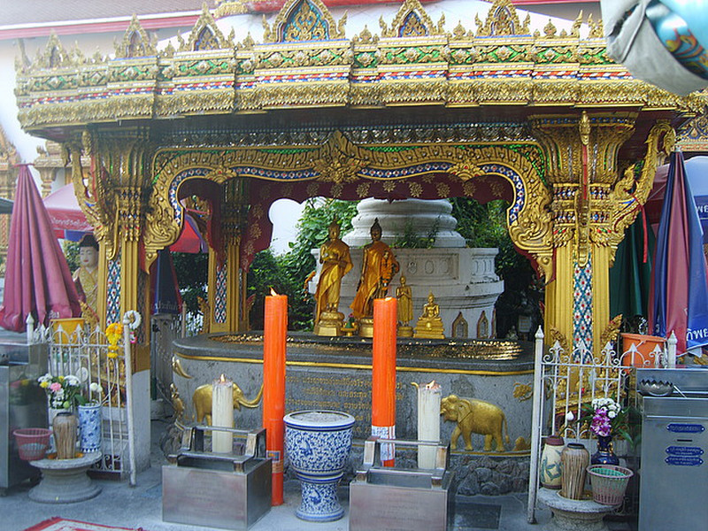Wat Chana Songkhram, Banglamphu