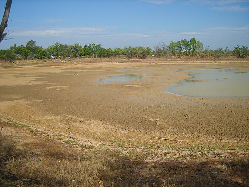 An empty reservoir, Khamnadie
