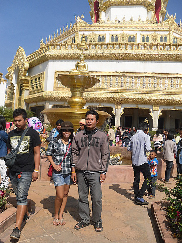 Jiap and Gay Wat Chaimongkol