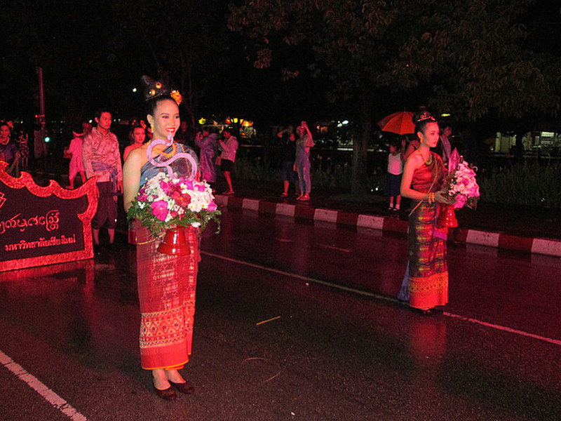 Loy Kratong Parade, Chiang Mai