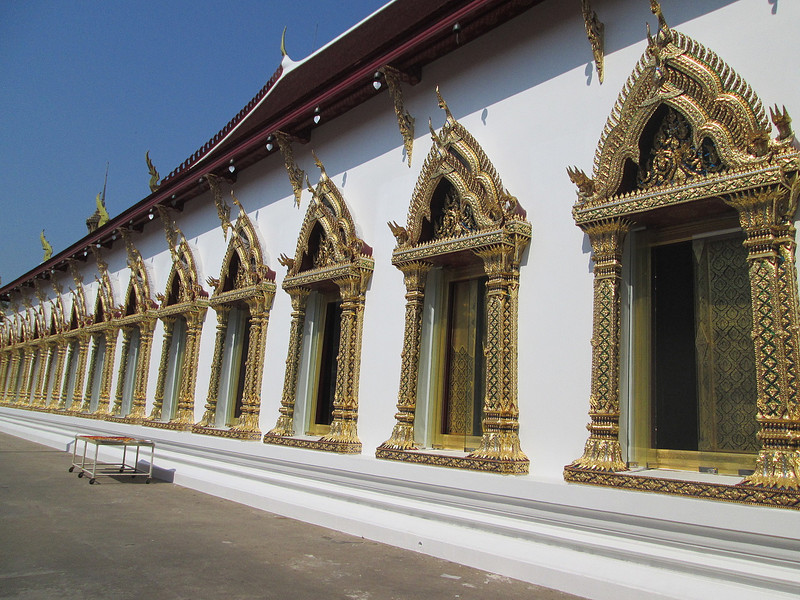 Newly decorated Wat Chana Songkhran