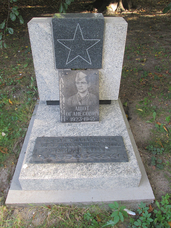 Russian grave at the war cemetery