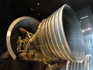 Le musée de l'air et de l'espace - Moteur de Saturne V