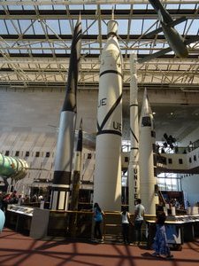 Le musée de l'air et de l'espace - Le hall des fusées