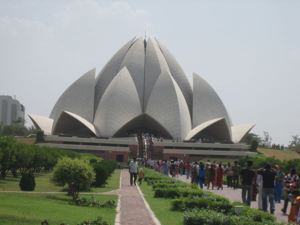Lotus Temple In Delhi
