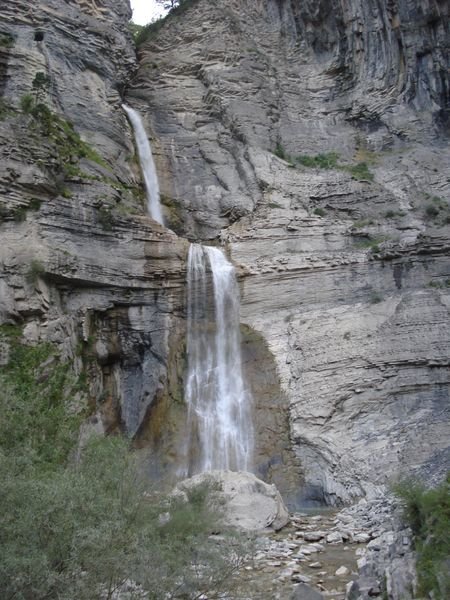 Broto waterfall.. 