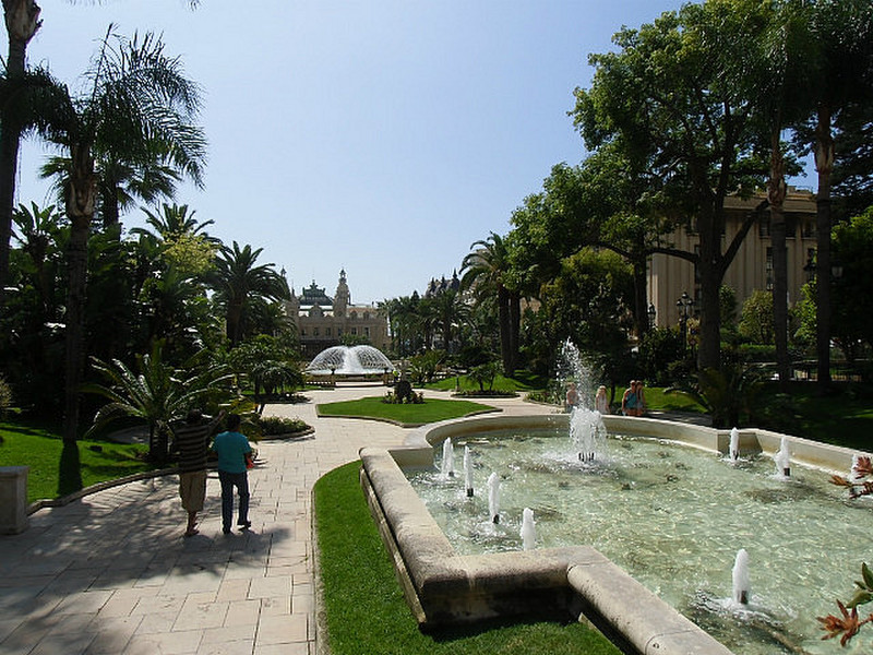 Garden in front of Monte-Carlo Casino