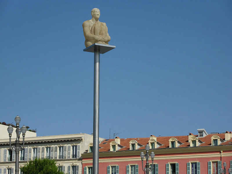 Stature in Garibaldi Square