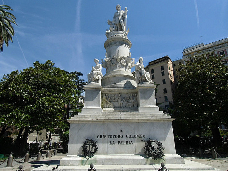 Stature Outside of Genoa Train Station