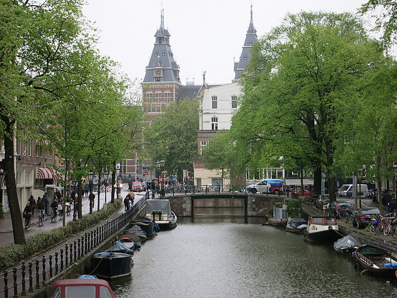 Canal View Approaching Vijzelgracht Street