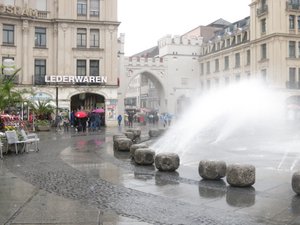 Karlplatz Entrance