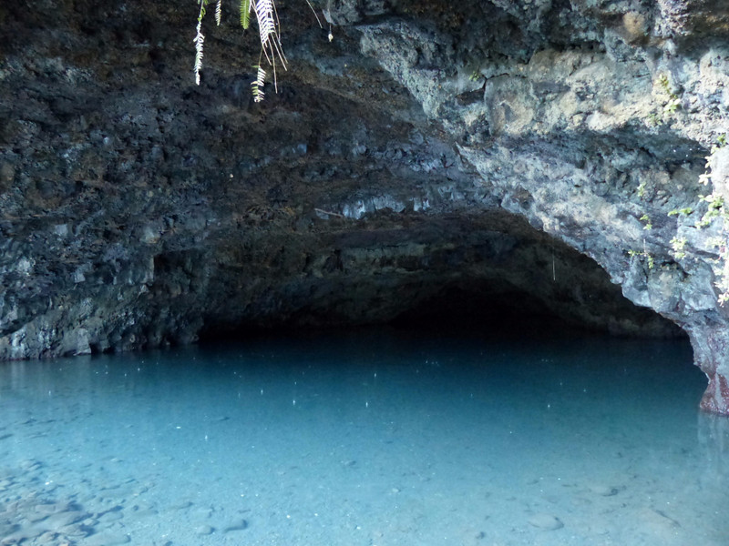 Grottes Vaipoiri / Mata va'a / Teanateatea