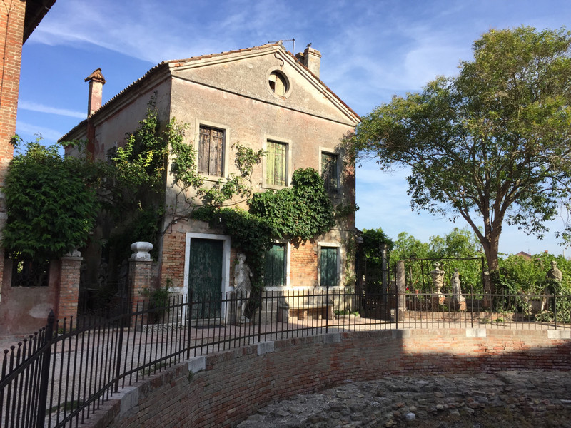 House and Vineyard of one of the 8 residents of Torcello