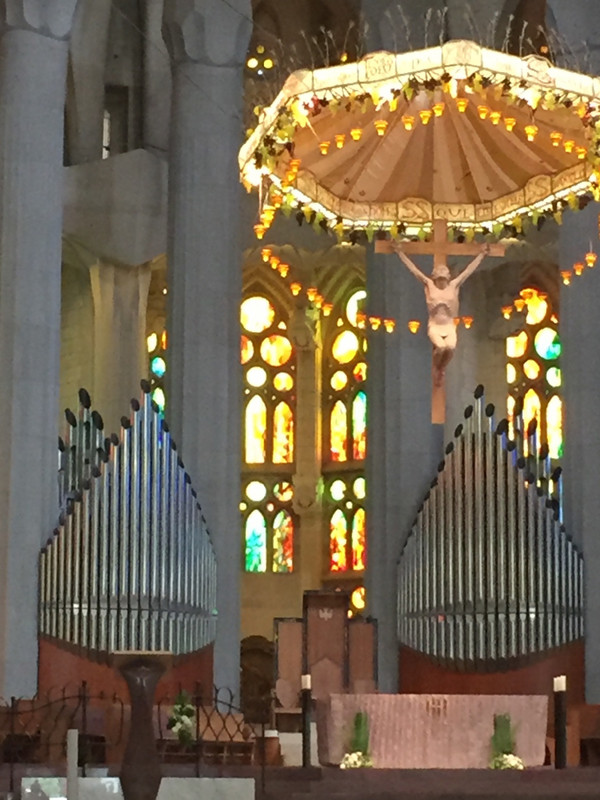 80 pipe organ, when it is complete there will be 8000 pipes!!